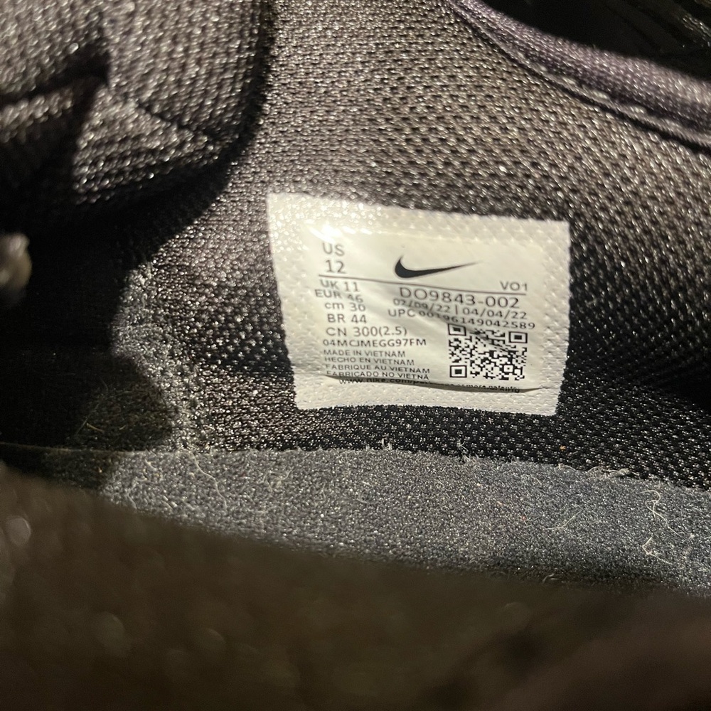 Nike Men’s LeBron Shoes - Picture 6 of 6